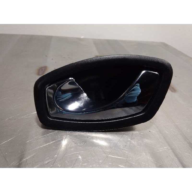 MANETA INTERIOR DELANTERA IZQUIERDA 806700006R 