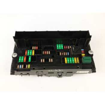 CAJA RELES / FUSIBLES 9315150 