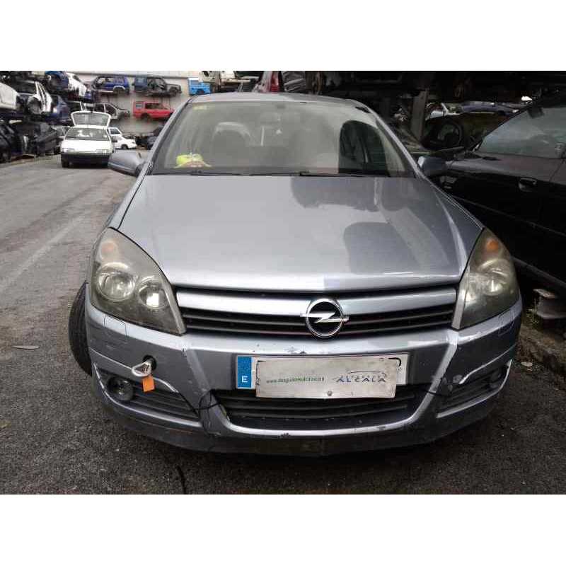 opel astra h berlina del año 2004