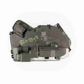 CERRADURA PUERTA TRASERA DERECHA 5TA839016Q 