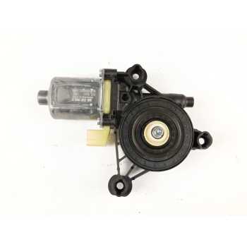 MOTOR ELEVALUNAS DELANTERO DERECHO 5Q0959802B 0130822716 