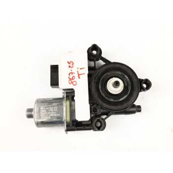 MOTOR ELEVALUNAS TRASERO IZQUIERDO 5Q0959407E 0130822725 