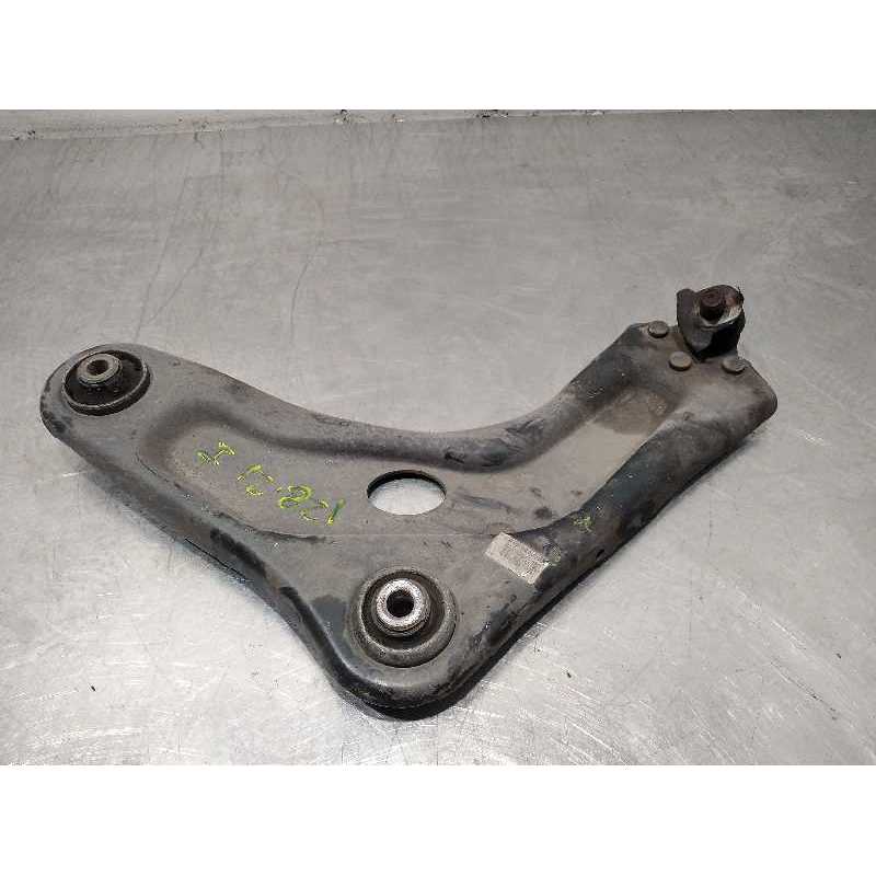 BRAZO SUSPENSION INFERIOR DELANTERO IZQUIERDO 3647087 