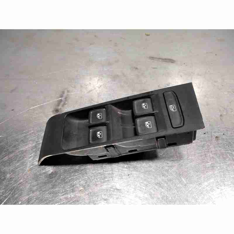 MANDO ELEVALUNAS DELANTERO IZQUIERDO 5E0959857A 7 PINES 