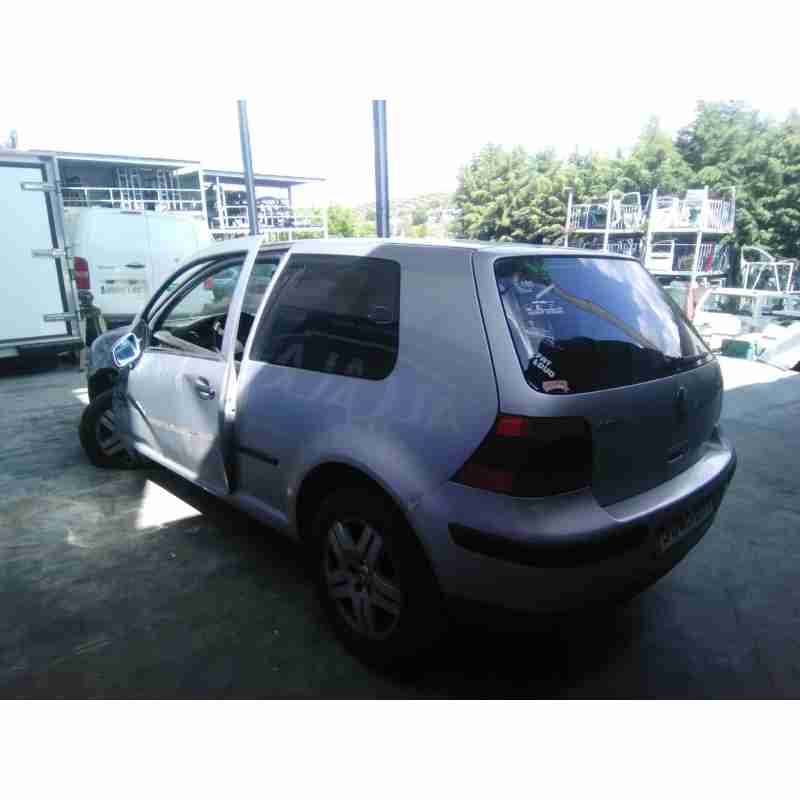 volkswagen golf iv berlina (1j1) del año 2001