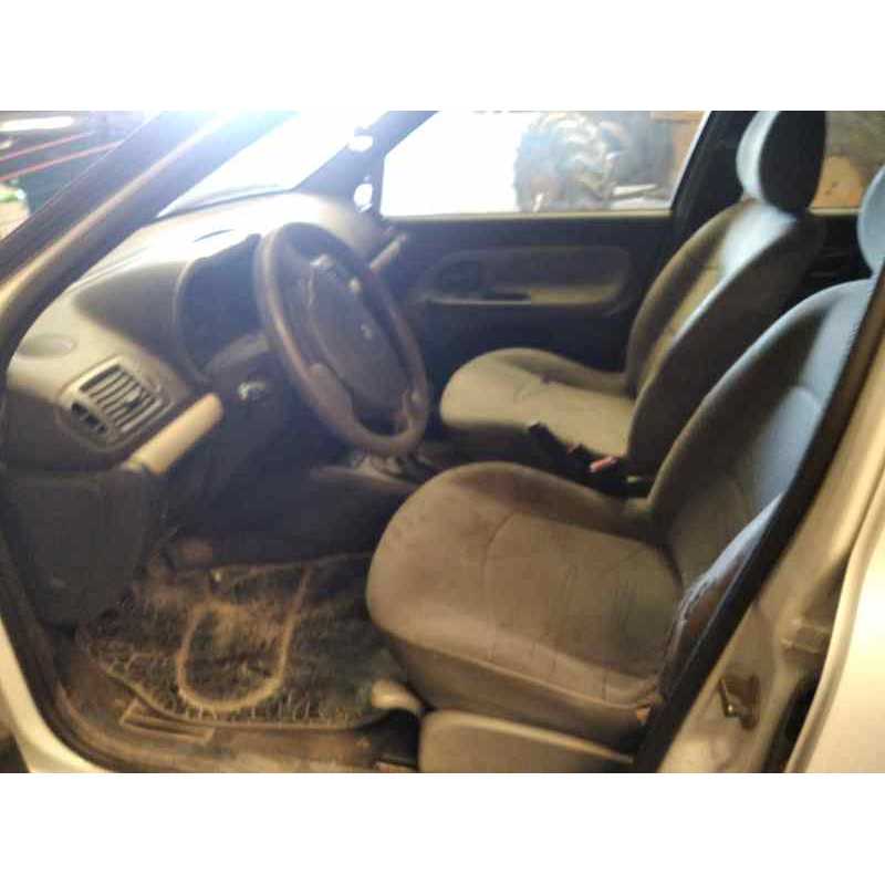 renault clio ii fase ii (b/cb0) del año 2003