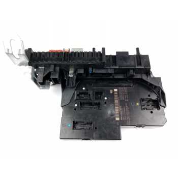 CAJA RELES / FUSIBLES 2049060305 2049019702 