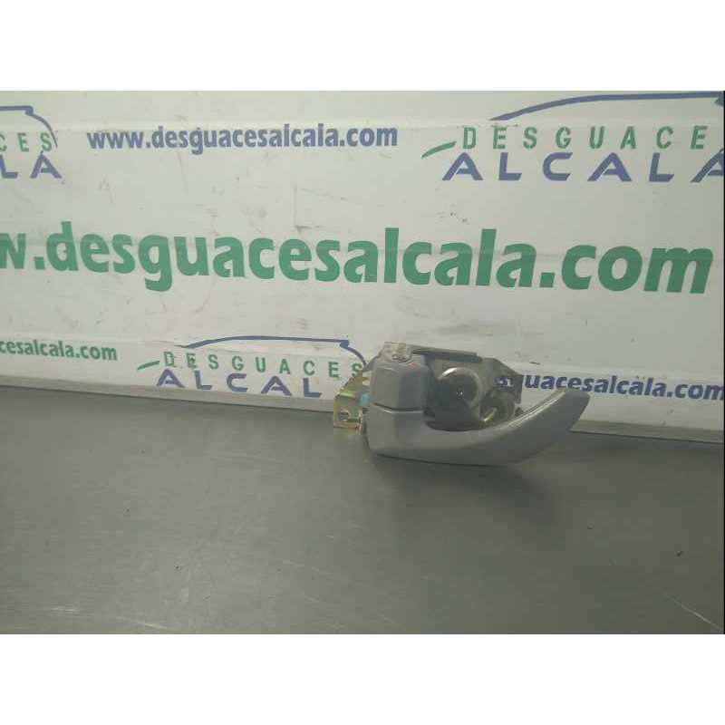 MANETA INTERIOR TRASERA IZQUIERDA 