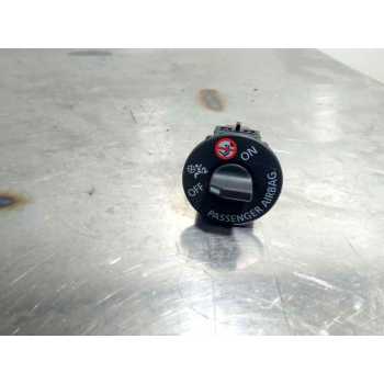 BOTON 681995290R AIRBAG OFF-ON 