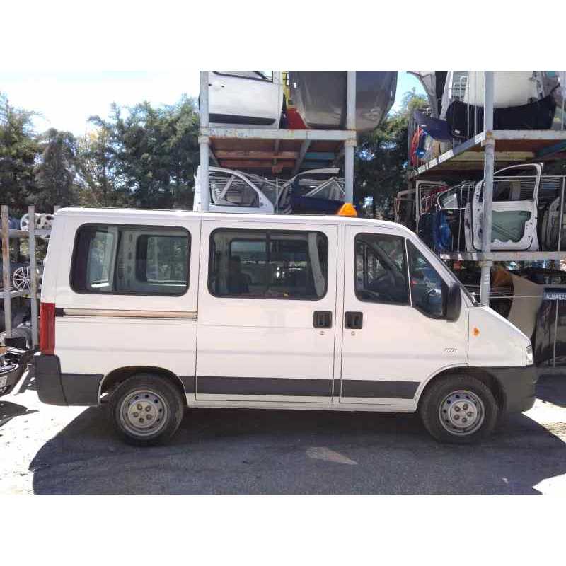 peugeot boxer caja cerr. acristalada (rs2850)(290/330)(´02) del año 2002