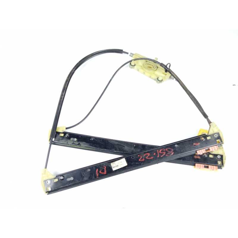 ELEVALUNAS DELANTERO IZQUIERDO 4F0831461D 