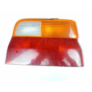 PILOTO TRASERO DERECHO 1052400 