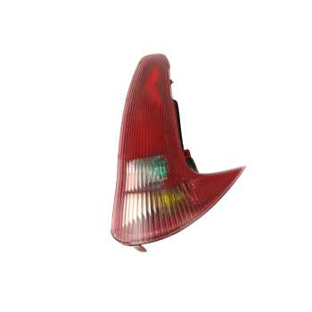 PILOTO TRASERO DERECHO 6351R4 
