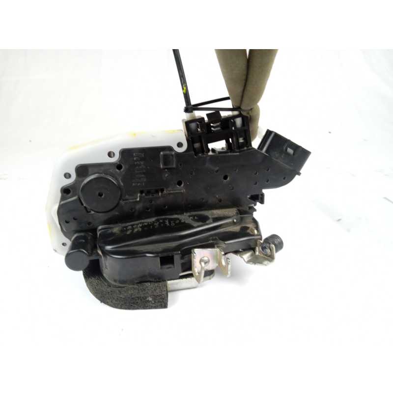 CERRADURA PUERTA DELANTERA DERECHA 80500JG400 
