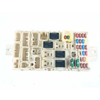 CAJA RELES / FUSIBLES 8637CT02 