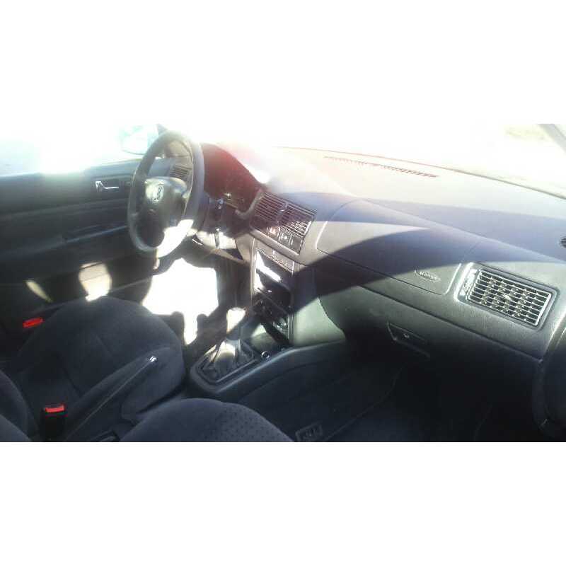 volkswagen golf iv berlina (1j1) del año 1999