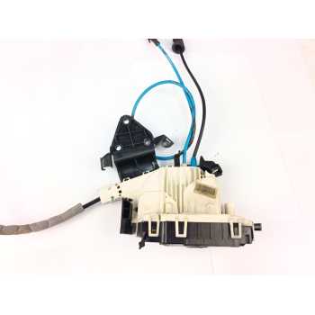CERRADURA PUERTA TRASERA IZQUIERDA A2047300335 