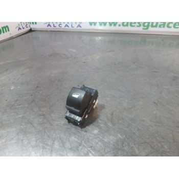 MANDO ELEVALUNAS DELANTERO DERECHO 96762292ZD 4 PINES 