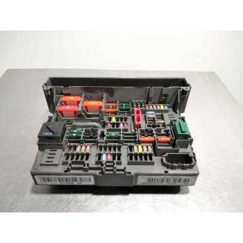 CAJA RELES / FUSIBLES 92896121 