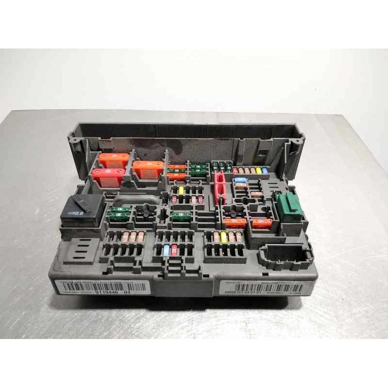 CAJA RELES / FUSIBLES 92896121 