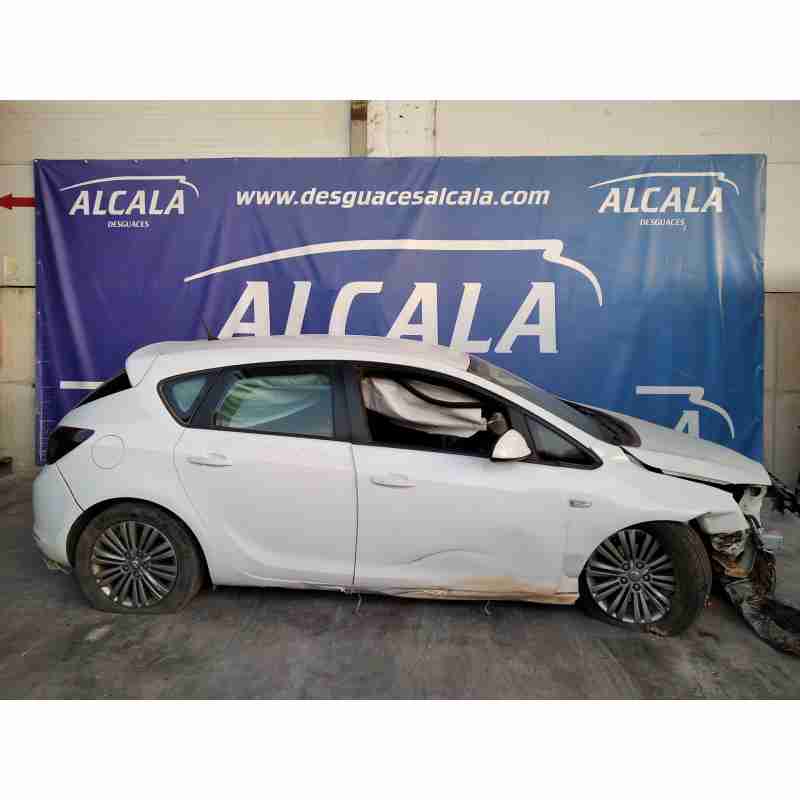 opel astra j lim. del año 2013