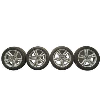 JUEGO LLANTAS 575601025G 
