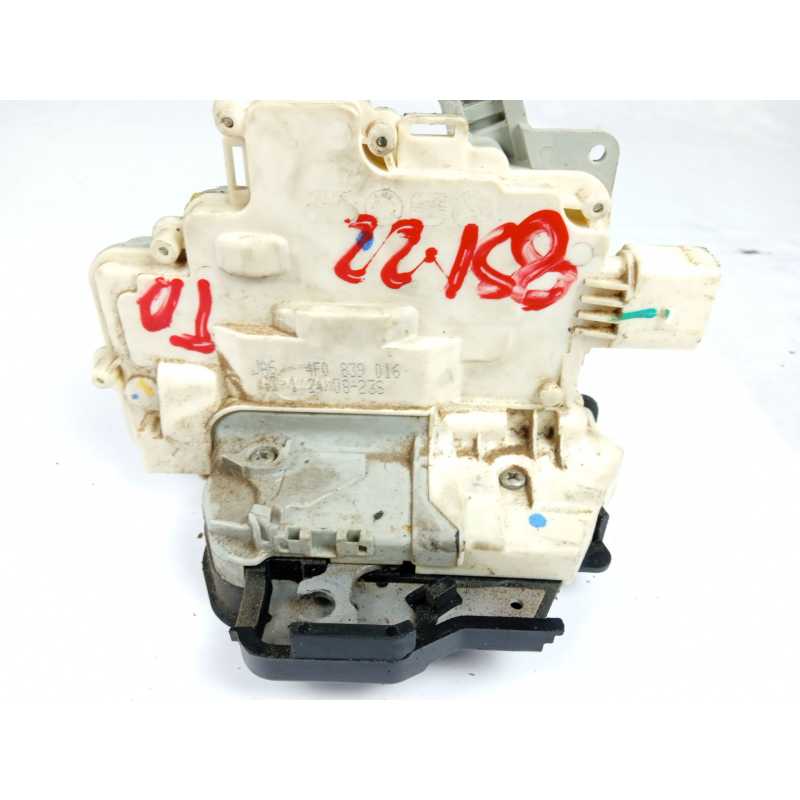 CERRADURA PUERTA TRASERA DERECHA 4F0839016 