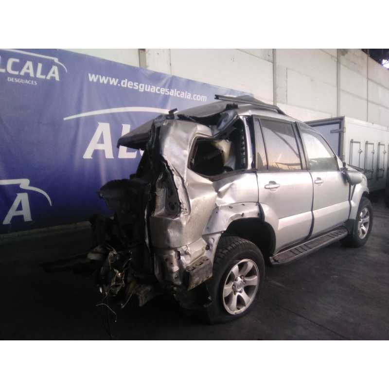 toyota land cruiser (j12) del año 2003