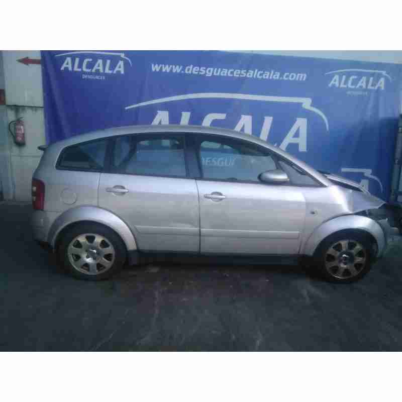 audi a2 (8z0) del año 2002