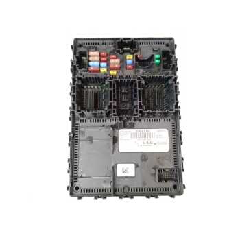 CAJA RELES / FUSIBLES LU5T15604BJAE 