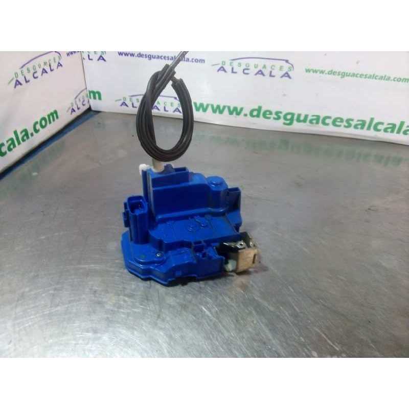 CERRADURA PUERTA DELANTERA DERECHA 4 PINES 