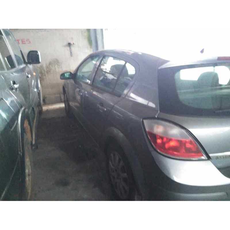 opel astra h berlina del año 2005