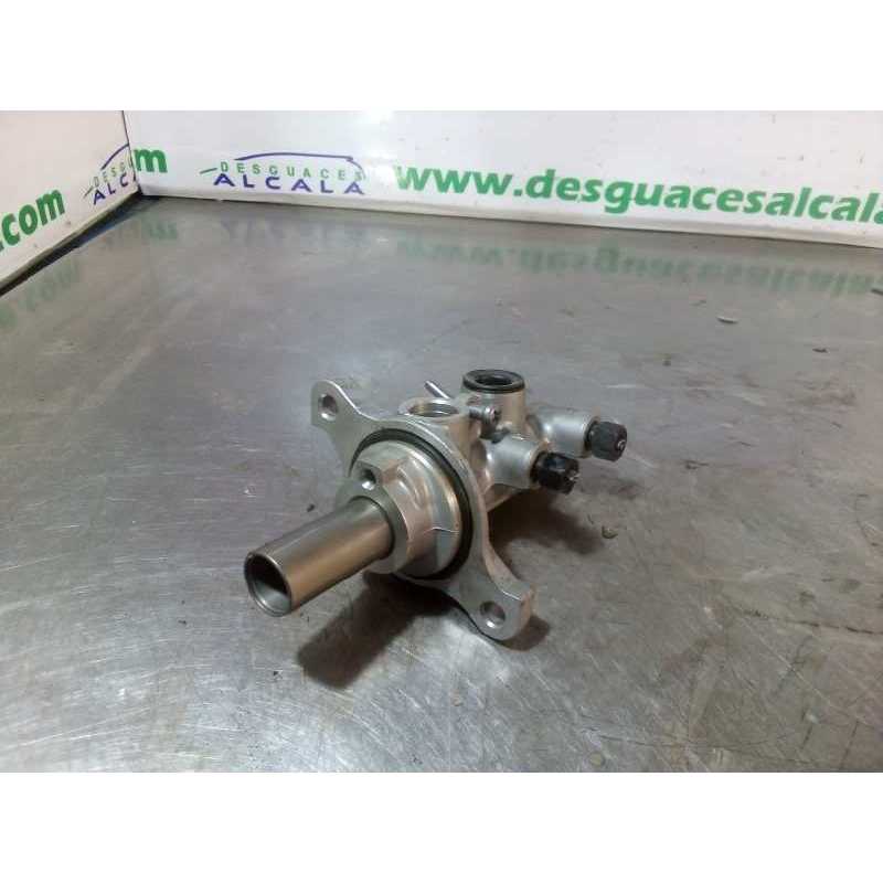 BOMBA FRENO 585102W700 2 SALIDAS 