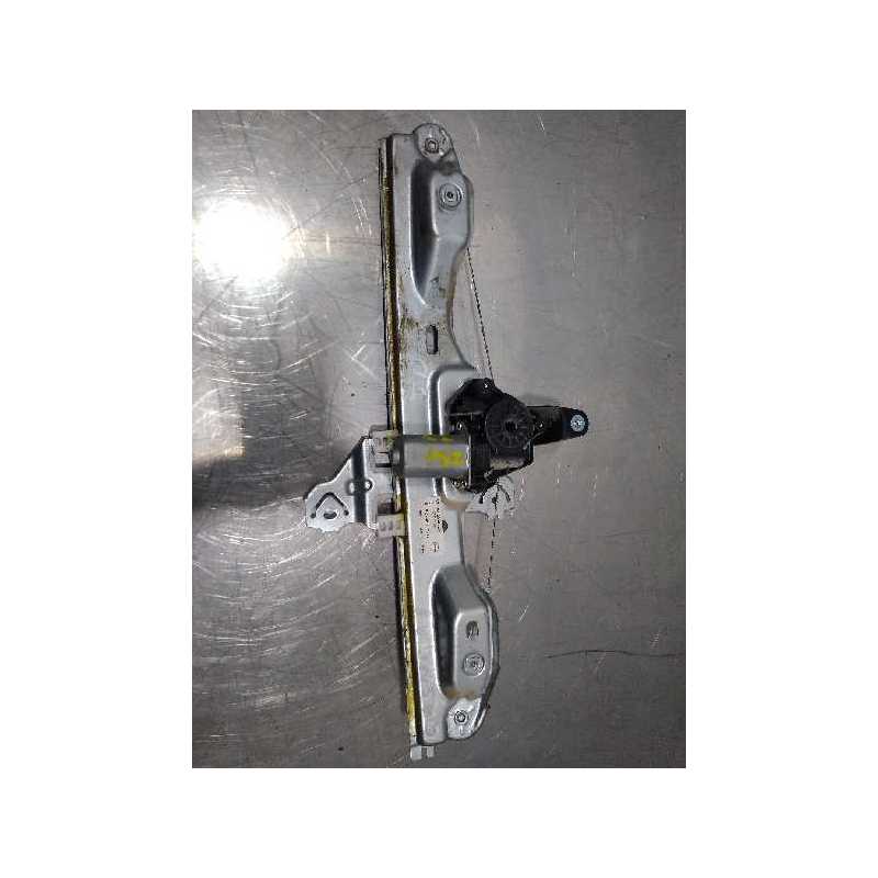 ELEVALUNAS TRASERO DERECHO 827004EA0A 