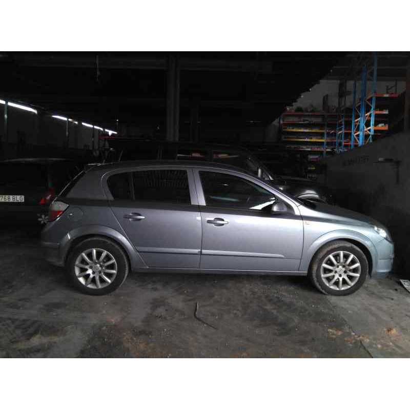 opel astra h berlina del año 2005