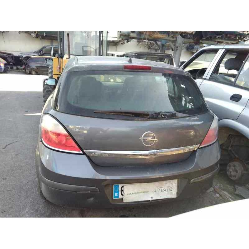 opel astra h berlina del año 2005