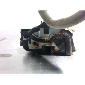 CERRADURA PUERTA TRASERA DERECHA 825004EA2A 