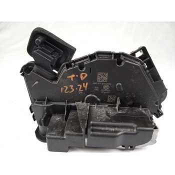 CERRADURA PUERTA TRASERA DERECHA 5TA839016Q 