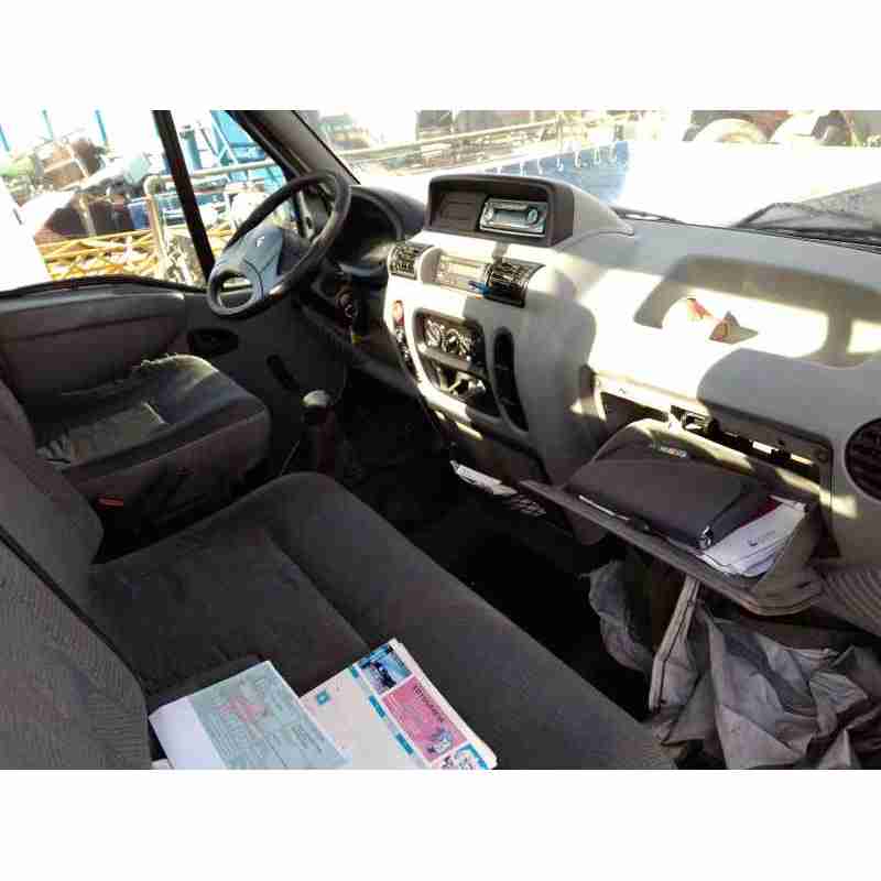 renault master maxi caja cerrada del año 2003