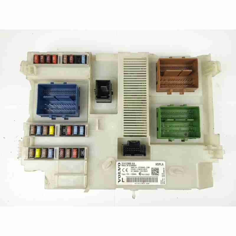 CAJA RELES / FUSIBLES 31412969 
