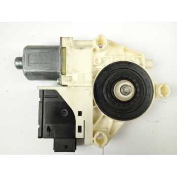 MOTOR ELEVALUNAS DELANTERO IZQUIERDO 0130822664 