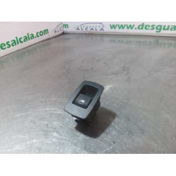 MANDO ELEVALUNAS TRASERO DERECHO 920810603 3 PINES 