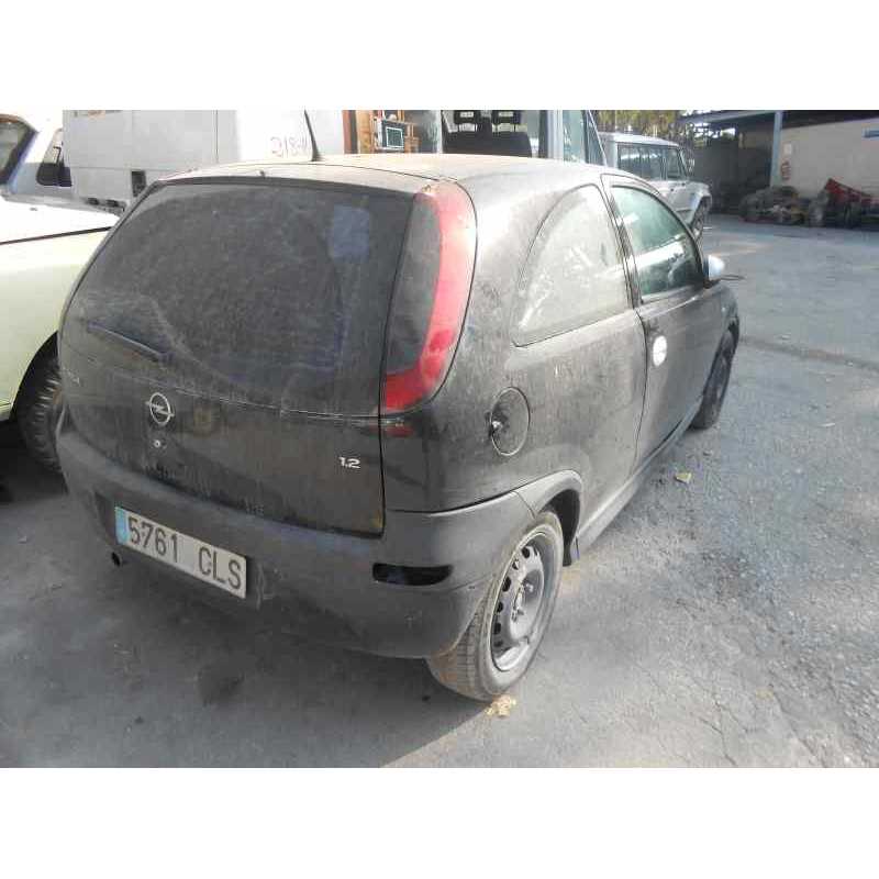opel corsa c del año 2003