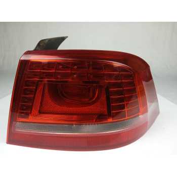 PILOTO TRASERO DERECHO 3AE945208B 