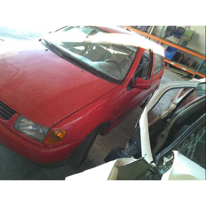 volkswagen polo berlina (6n1) del año 1994