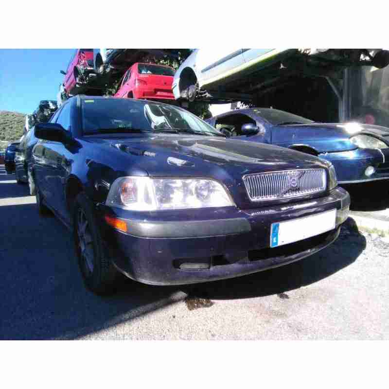 volvo s40 berlina del año 2001
