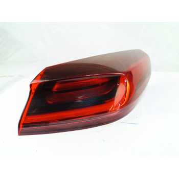 PILOTO TRASERO DERECHO 92402J7350 