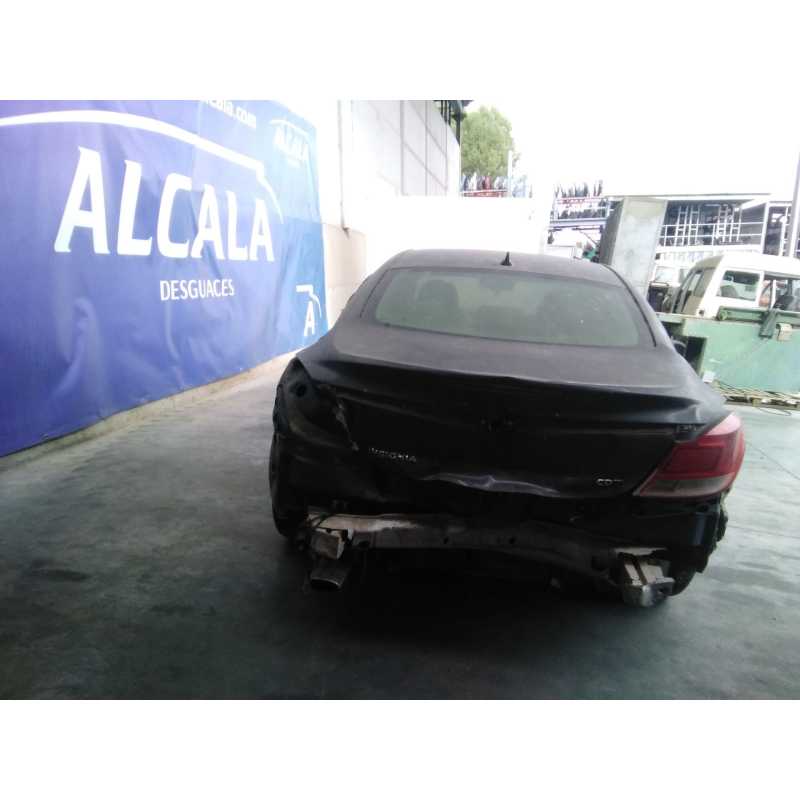 opel insignia berlina del año 2010