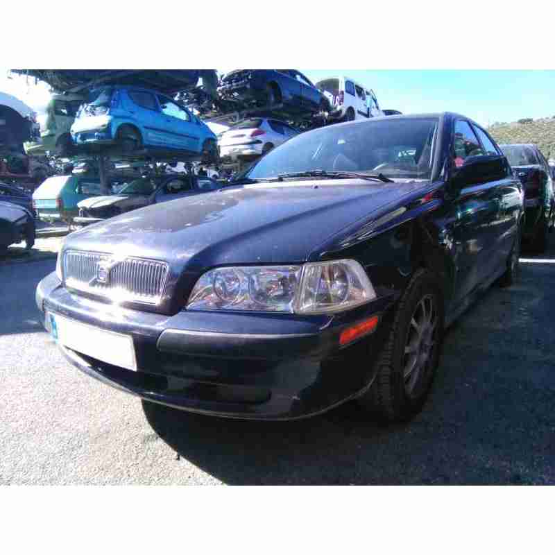 volvo s40 berlina del año 2001