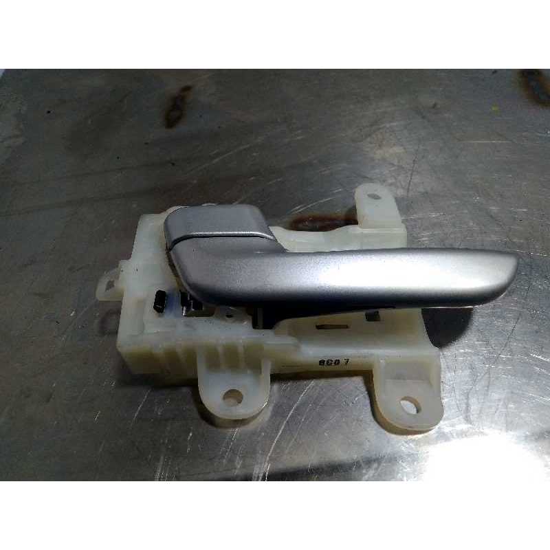 MANETA INTERIOR TRASERA IZQUIERDA 82610G5000 